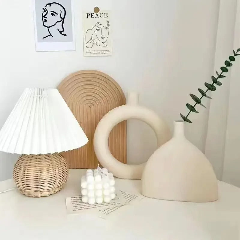 Doncavo™ Nordica Ceramic Art Vase