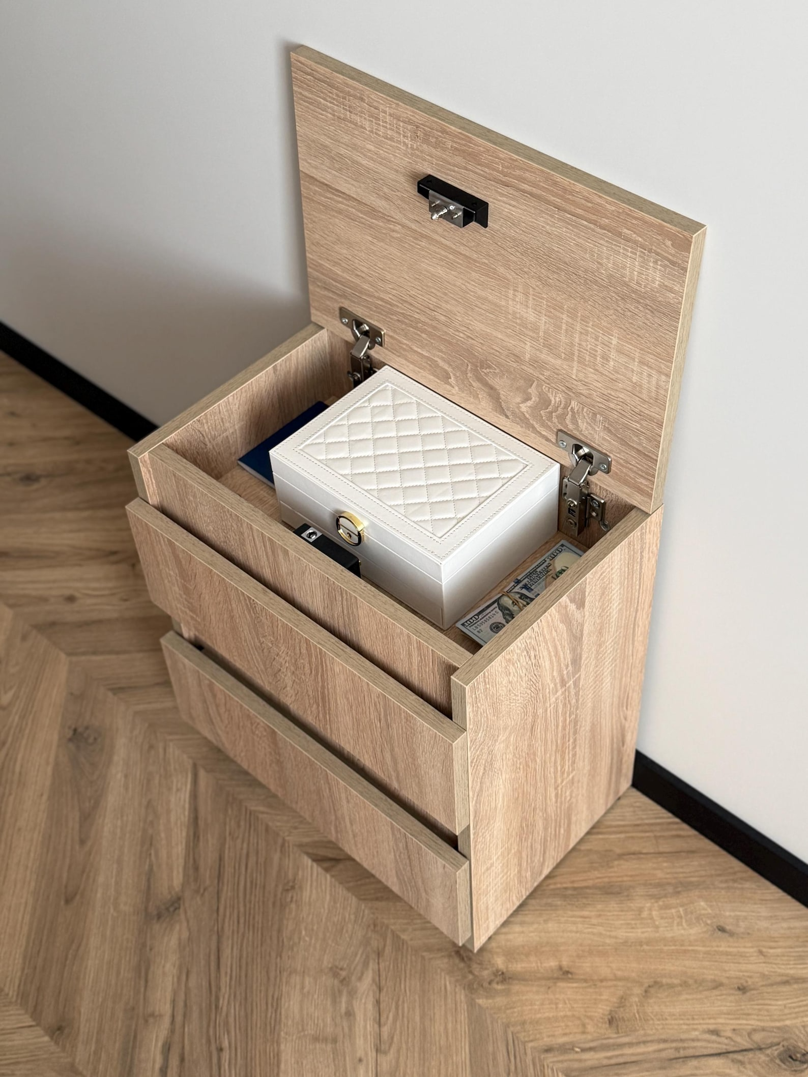 77.99 Bluetooth Smart Safe Nightstand